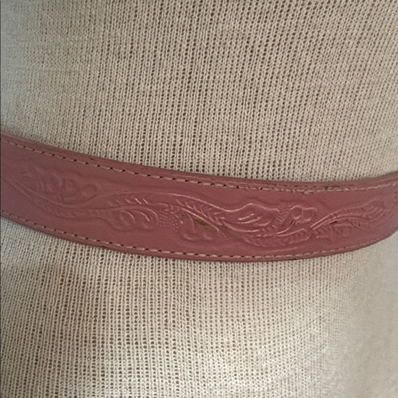 Nocona pink genuine leather western cowgirl belt with horse silver/gold buckle - Picture 4 of 7